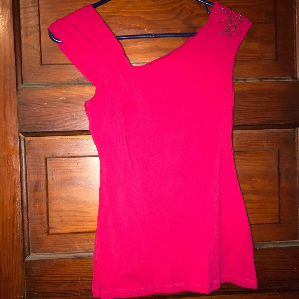Express Sleeveless shirt with shoulder details
